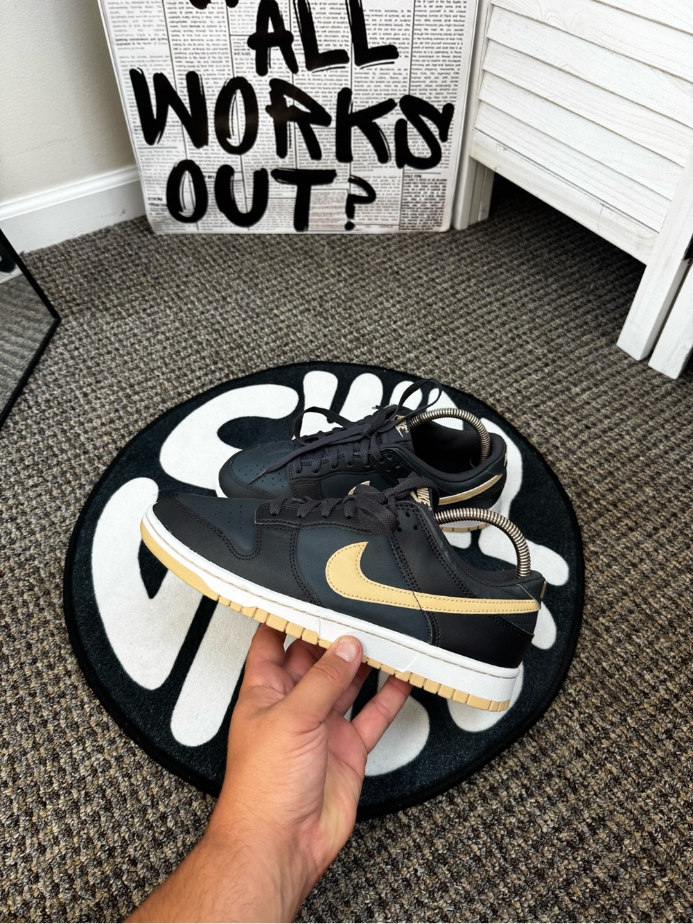 Nike Dunk Low Black Metallic Gold Men’s Size 8.5 EU 42